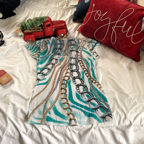 Cache t-shirt - Picture 1 of 7